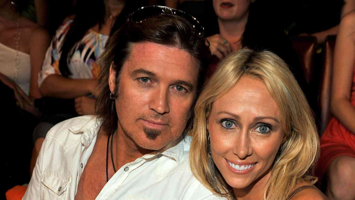 Tish Cyrus Opens Up About Her Complete Psychological Breakdown HOME