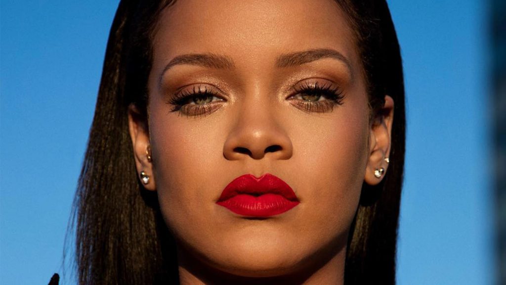 Rihanna uses Chris Brown track in Insta! - HOME