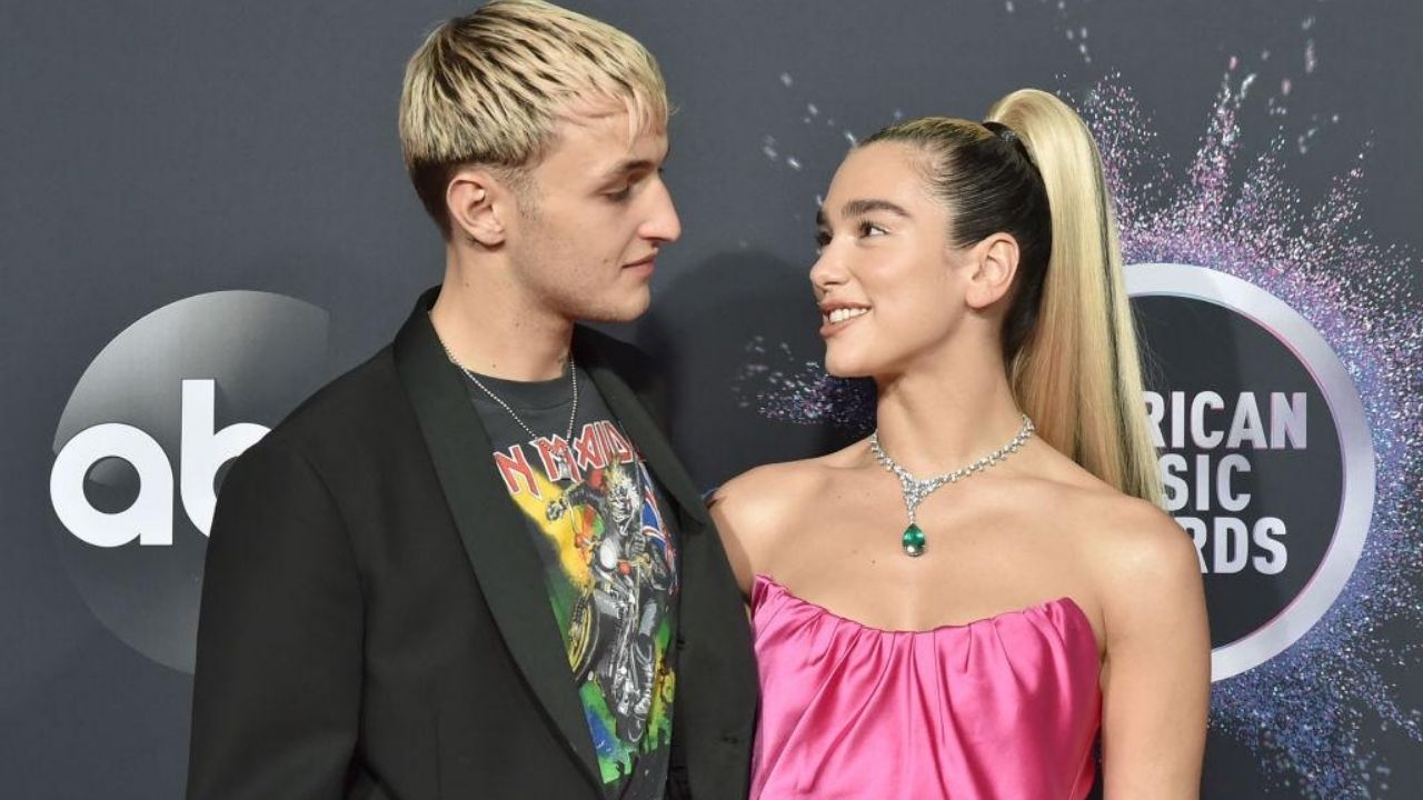 Dua Lipa and Anwar Hadid being the most wholesome couple ever