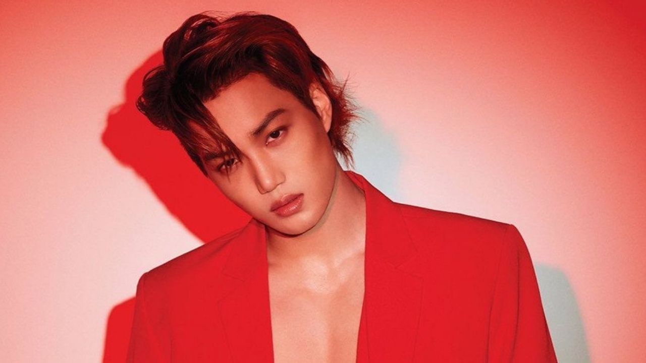 EXO's Kai Shows Off His Blue Hair in New Teaser for "Power" Comeback - wide 5