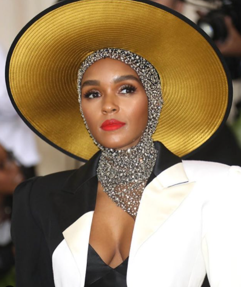 Janelle Monae 's 10 Quirkiest Outfits - HOME