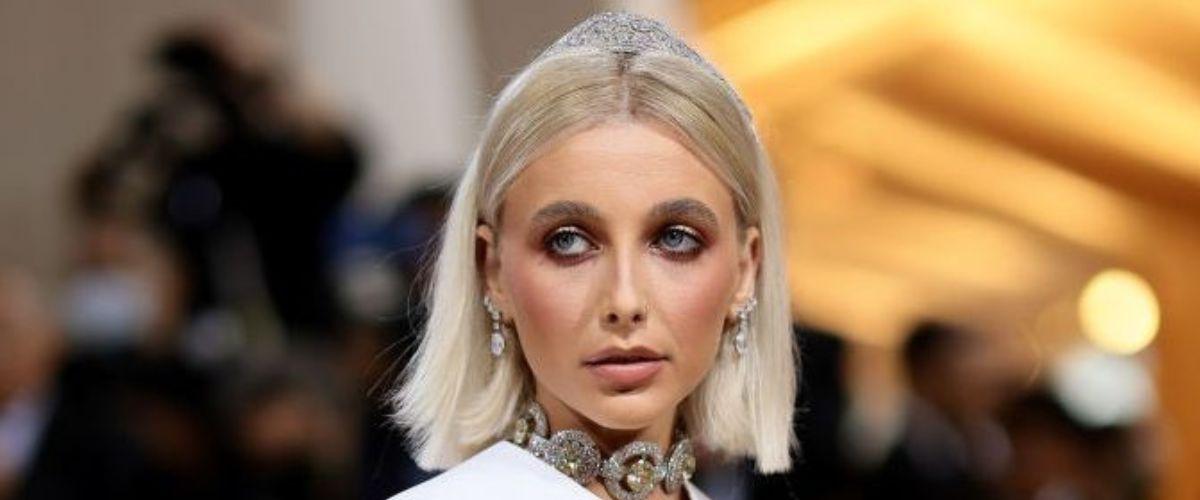 Emma Chamberlain Debuted Bleached Brows at Paris Fashion Week