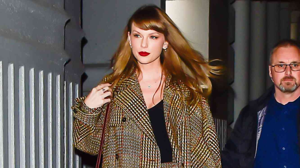 Taylor Swift Dazzles in Coordinated Tweed Ensemble During Dinner at ...