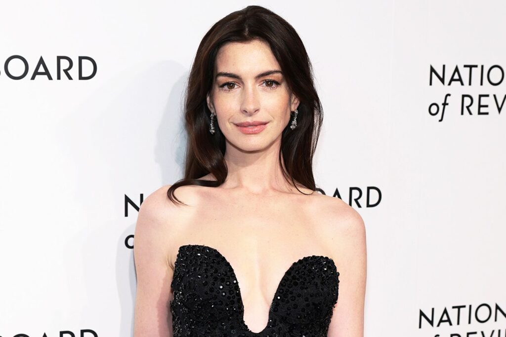 Anne Hathaway Miscarriage