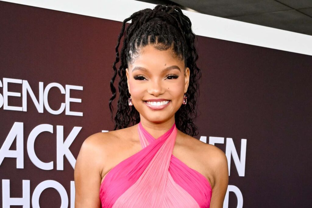 Halle Bailey 