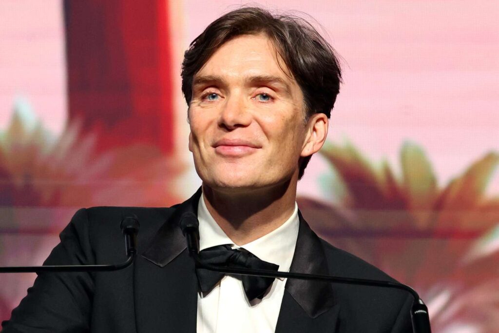 Cillian Murphy Becomes Versace's New Face Alongside Anne Hathaway - HOME