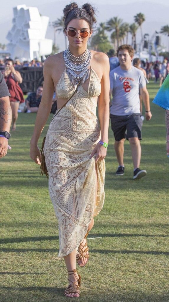 The Best Celebrity Coachella Outfits of All Time - HOME