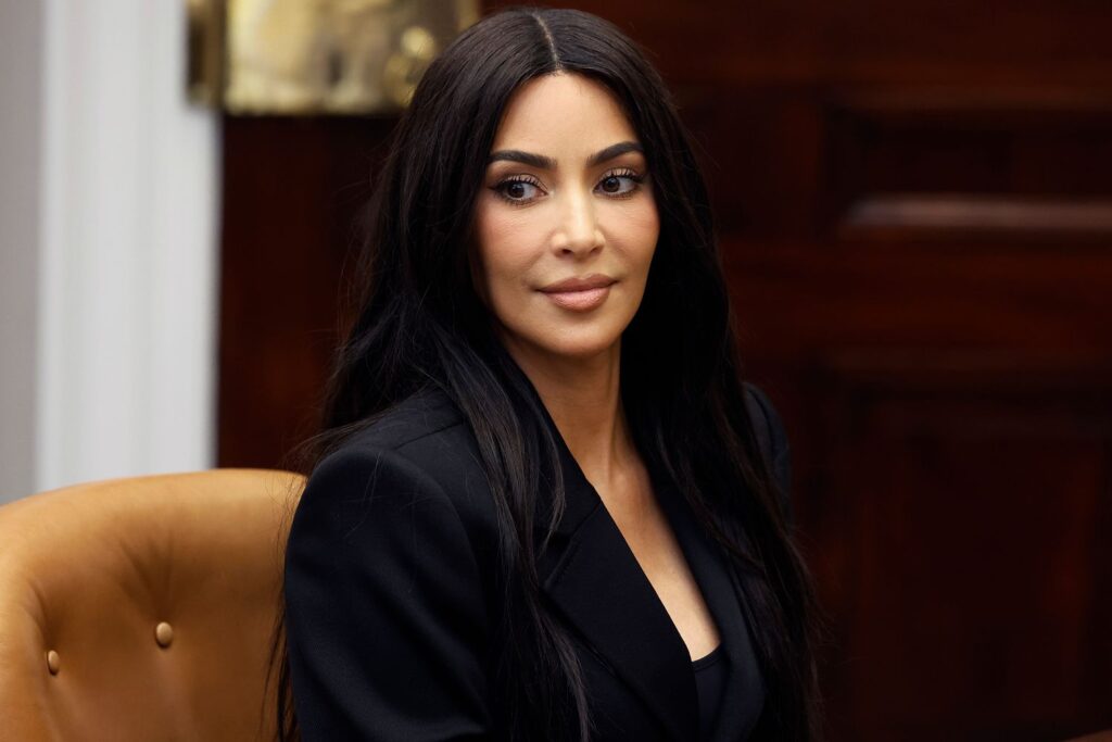 Kim Kardashian Kamala Harris White House