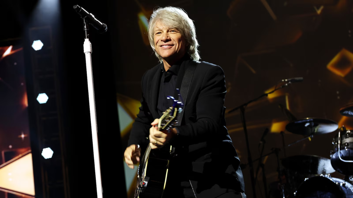 Jon Bon Jovi Rescues Woman From Jumping Off Bridge