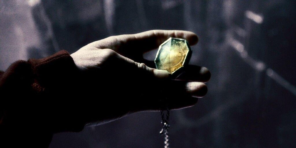 Slytherin’s locket in Deathly Hallows